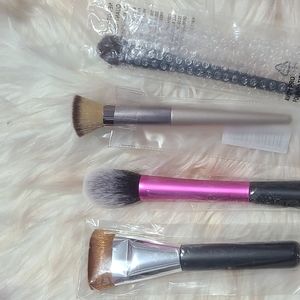 MAKEUP BRUSH BUNDLE FOR SALE